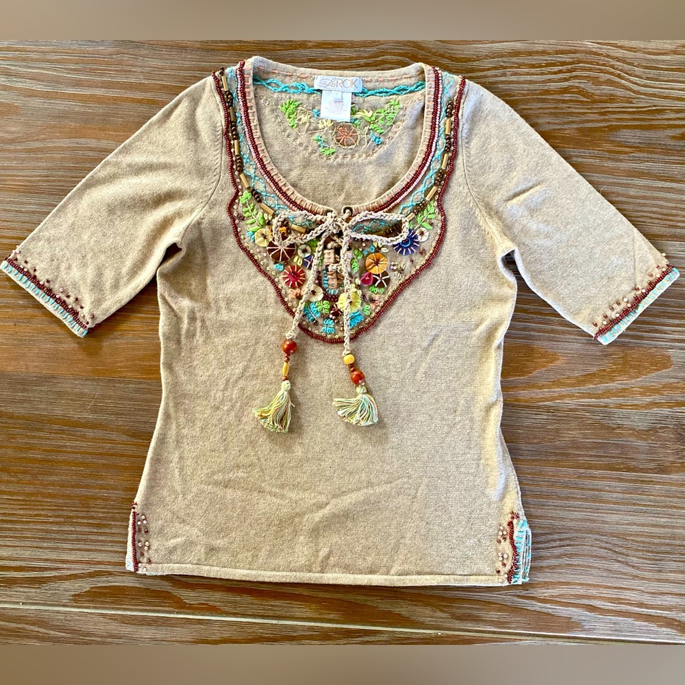 NWOT LaROCK Embroidery Bohemian Sweater Size S